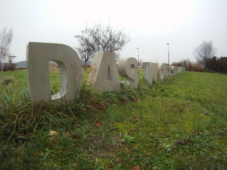 "DAS WORT STEHT IN DER WIESE"